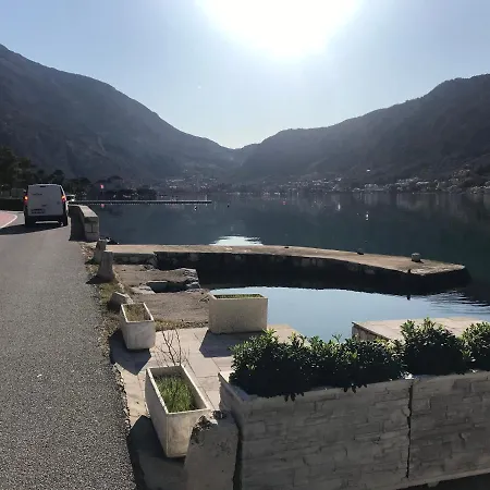 Villa Miramare , Dobrota Seafront Kotor Exterior photo
