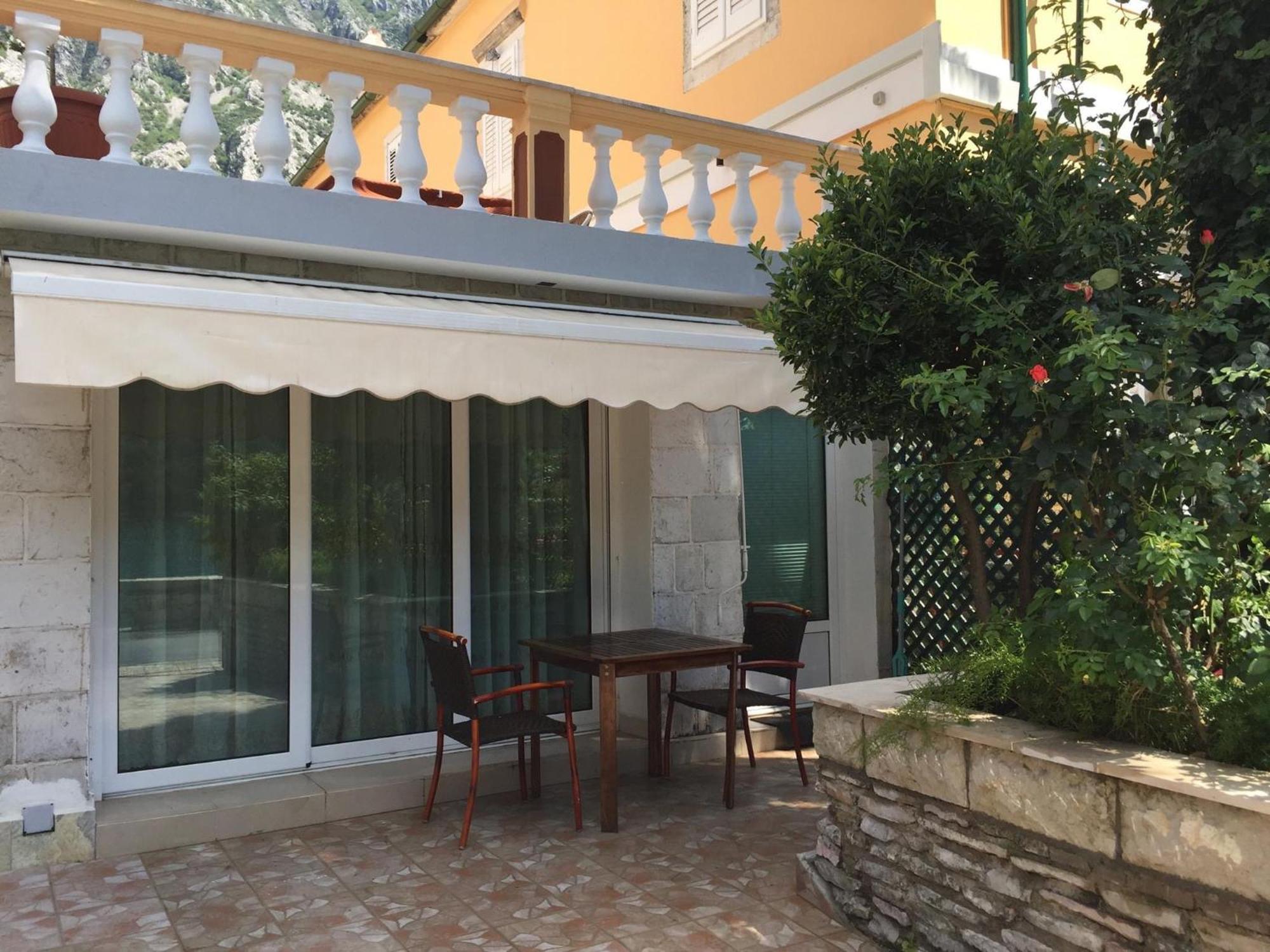 Miramare , Dobrota Seafront * Kotor