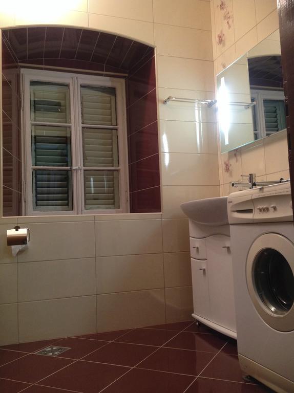 Apartment Miramare , Dobrota Seafront